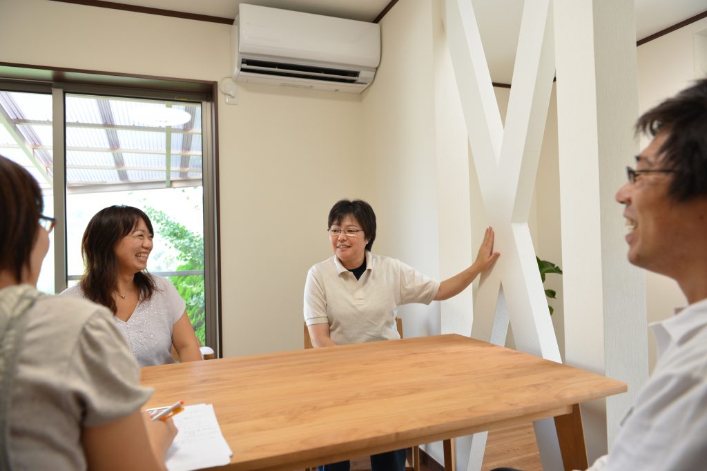 色の提案なども適切で、満足のいくリフォームが出来ました！