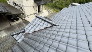 ウルトラ3S瓦スーパーへ葺き替え！美観と災害対策を実現しました／完成