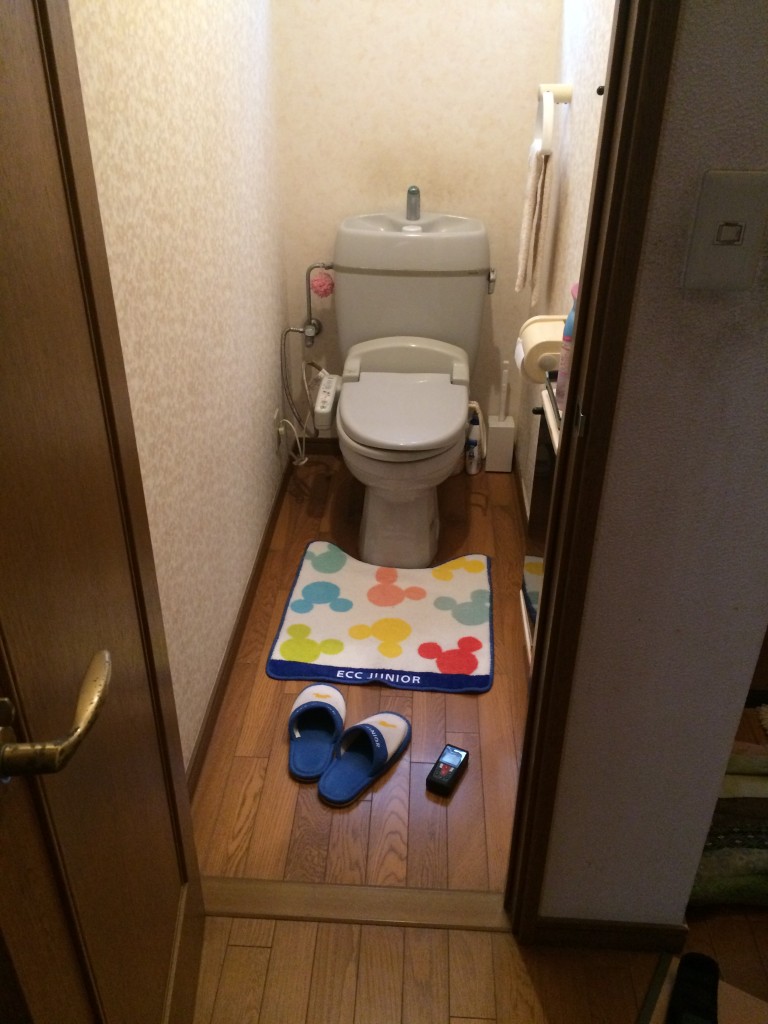 ウォーリーを探せ トイレリフォーム工事 リフォーム コバーン 東広島市 呉市周辺でリフォームするなら