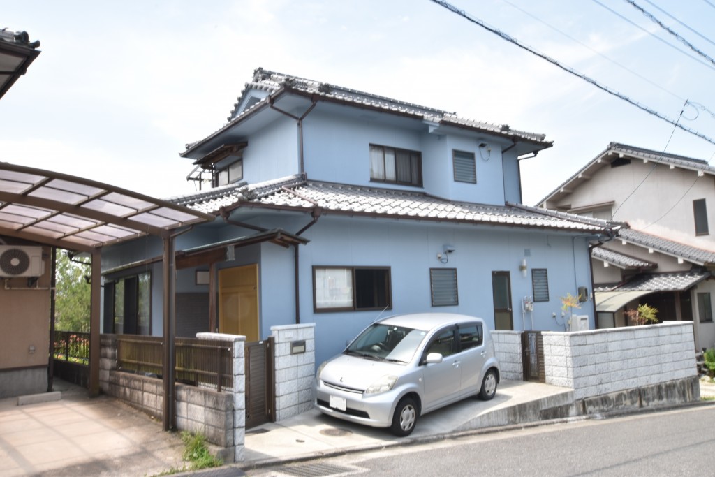 汚れに強い塗料で塗り替え 外壁塗装工事 リフォーム コバーン 東広島市 呉市周辺でリフォームするなら