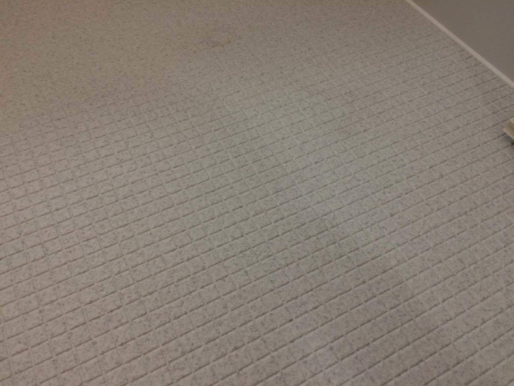 踏み心地が柔らかい床材がポイント 浴室洗面所トイレ エコキュート キッチン工事 リフォーム コバーン 東広島市 呉市周辺でリフォームするなら