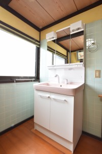 洗面ボウル広々 洗面台取替工事 リフォーム コバーン 東広島市 呉市周辺でリフォームするなら