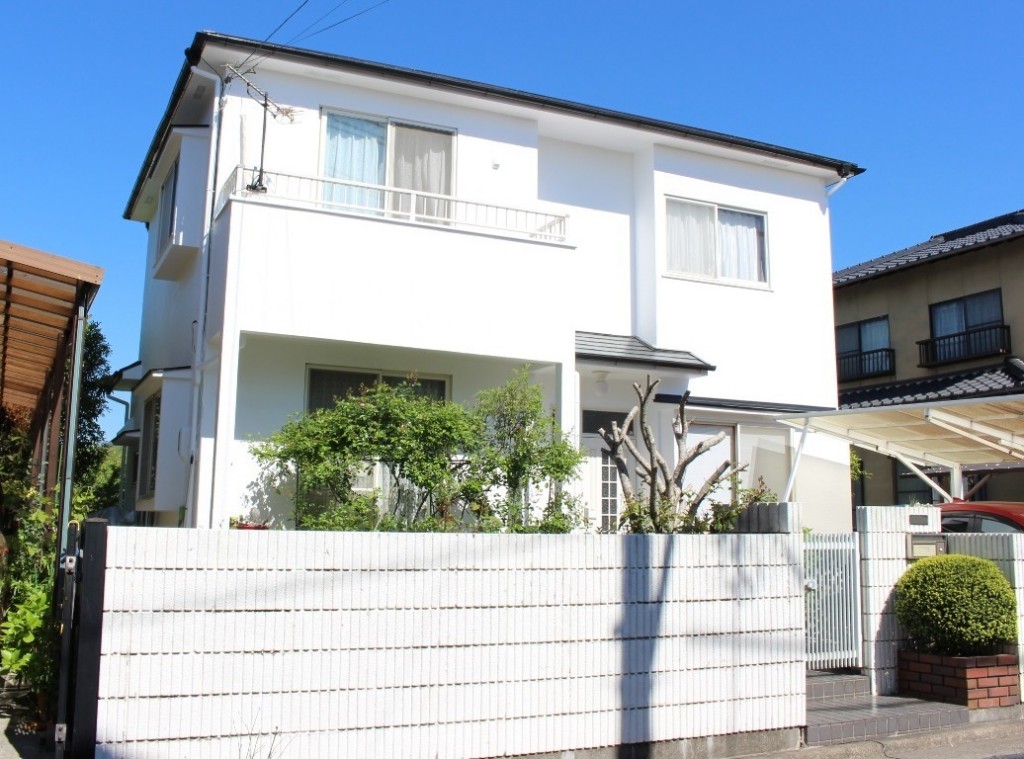 無機フッ素塗料リファインで美しい外観に!屋根外壁塗装工事!