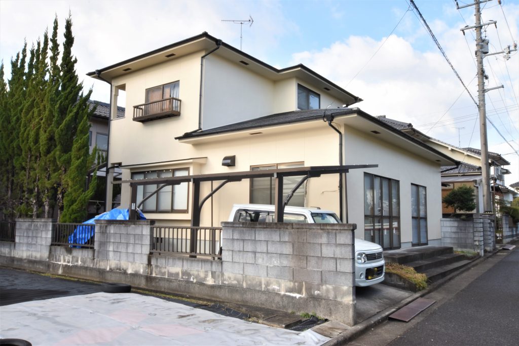 大切なお家を長持ちさせるために!屋根・外壁塗装工事!!