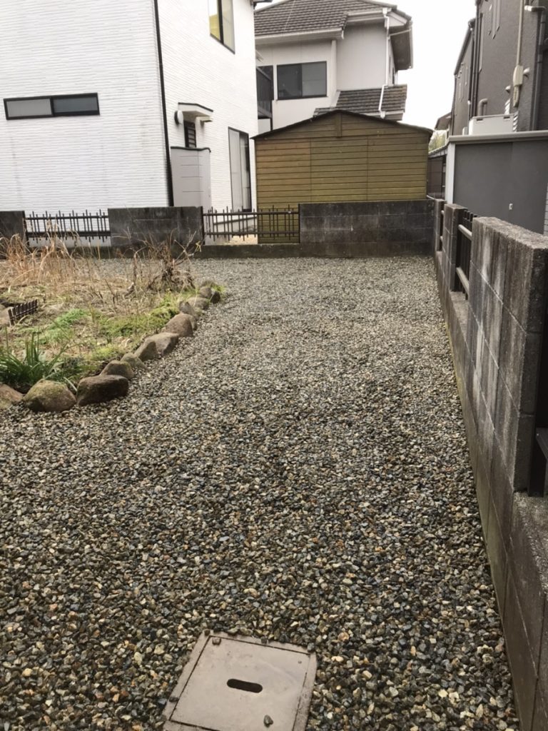 お庭の鬱陶しい草木を一掃!