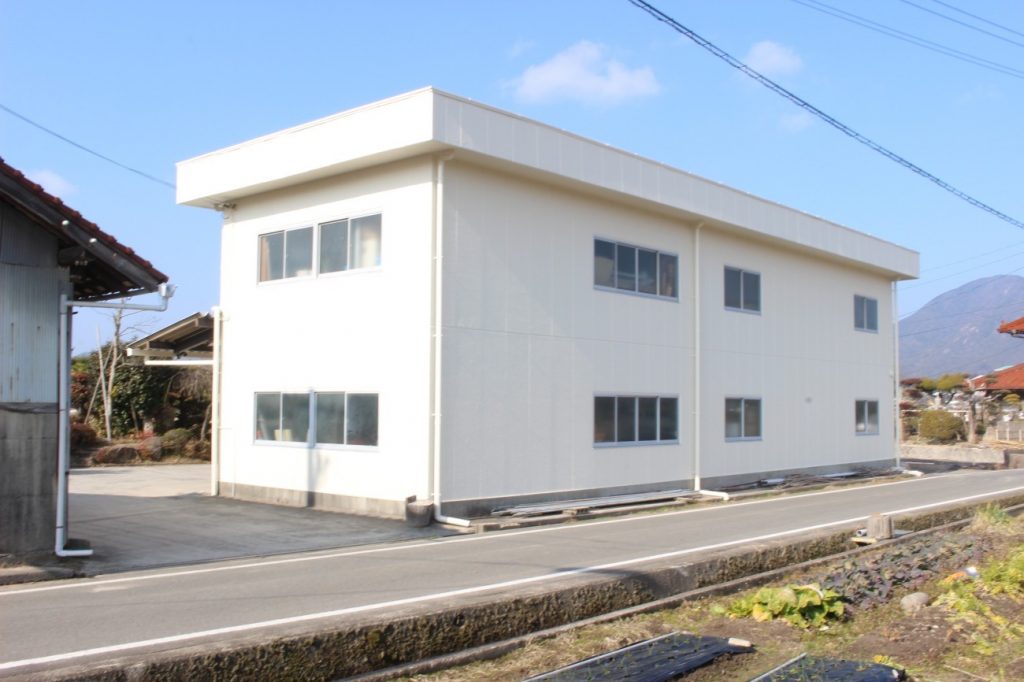 農機具用倉庫を補修&メンテナンス!屋根外壁塗装工事!