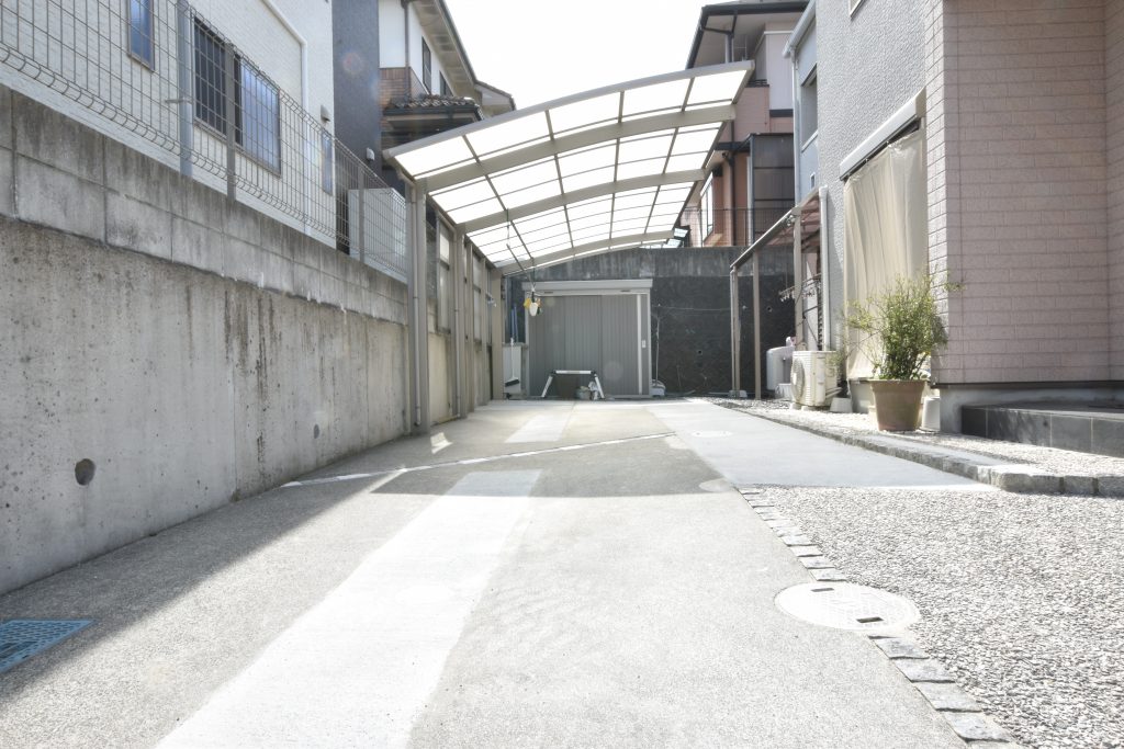 普通車をらくらく駐車!!駐車場拡張工事!!